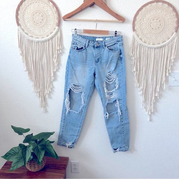 Kancan high rise relaxed fit distressed lt wash jeans size 25 - Picture 1 of 4